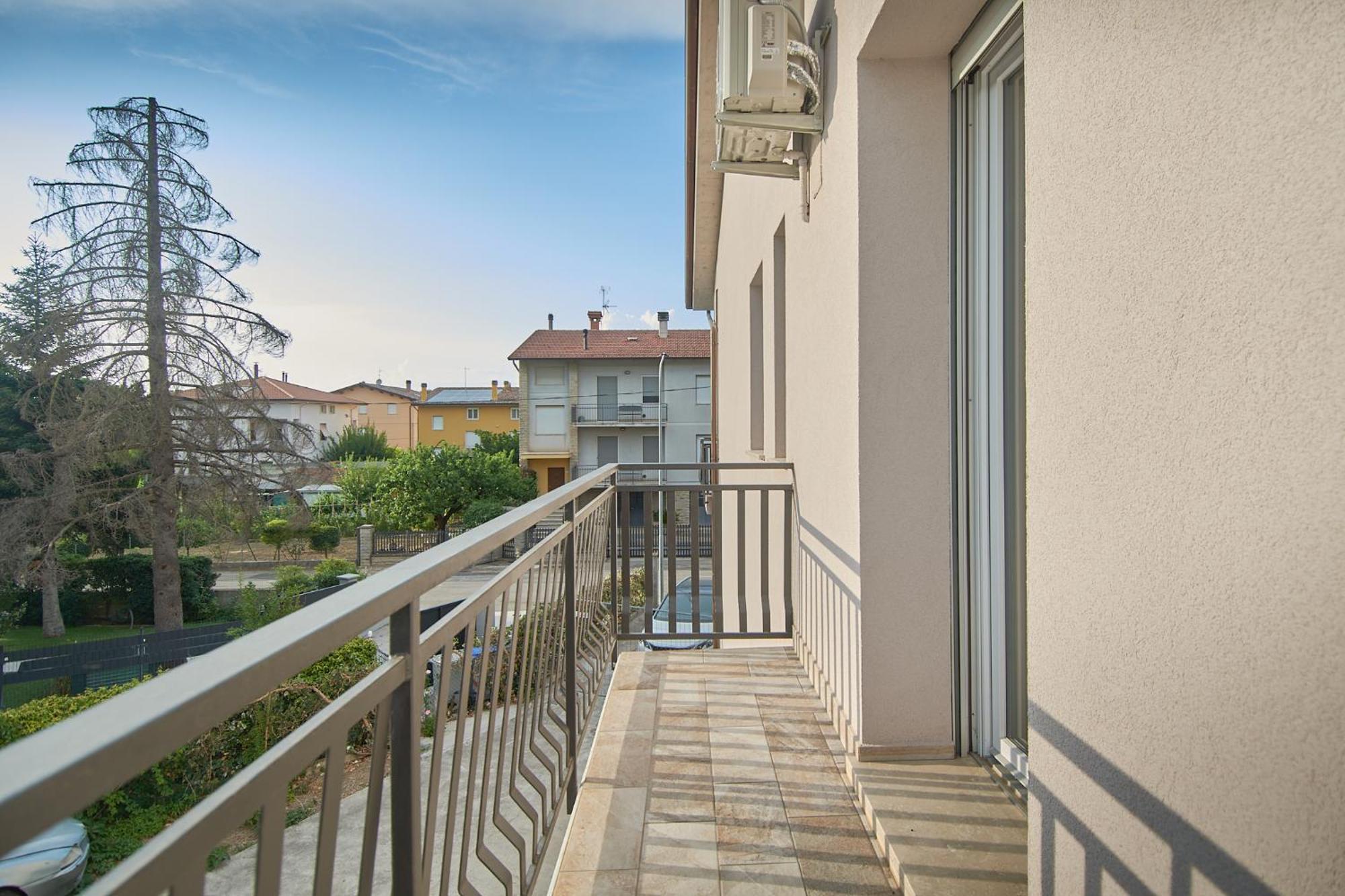 Mira Assisi Lägenhet Bastia Umbra Exteriör bild